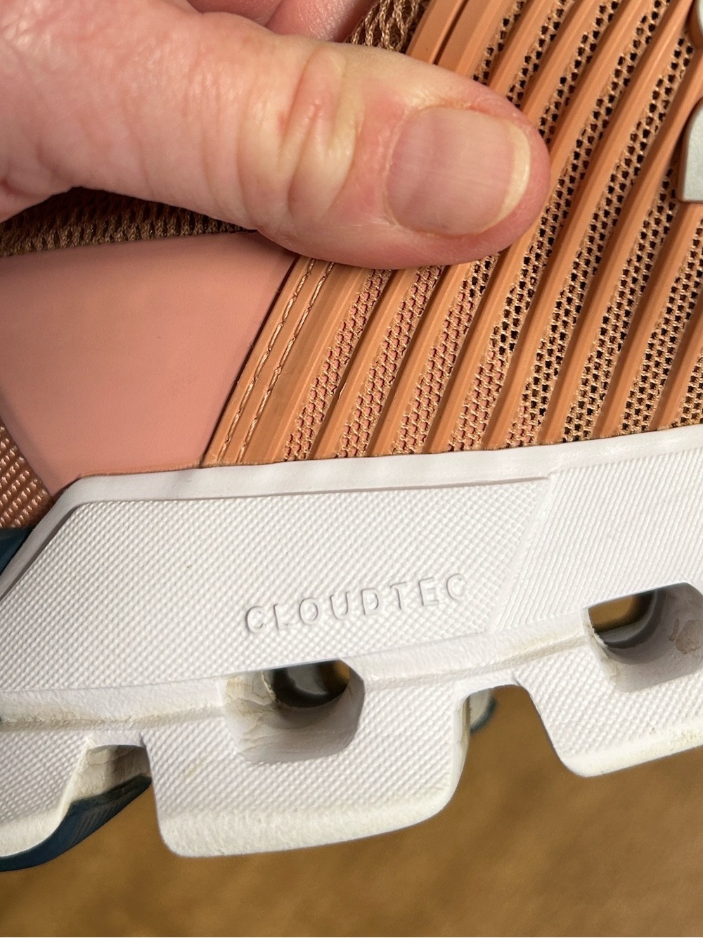 On Cloudswift Women’s Size 8 Running Sneakers Dusty Rose Blush Pink Trainers
Y - Picture 12 of 16